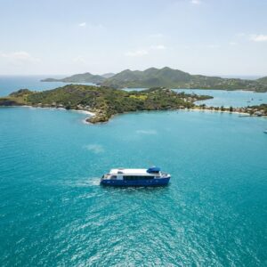 Bateau Hybride vers Antigua